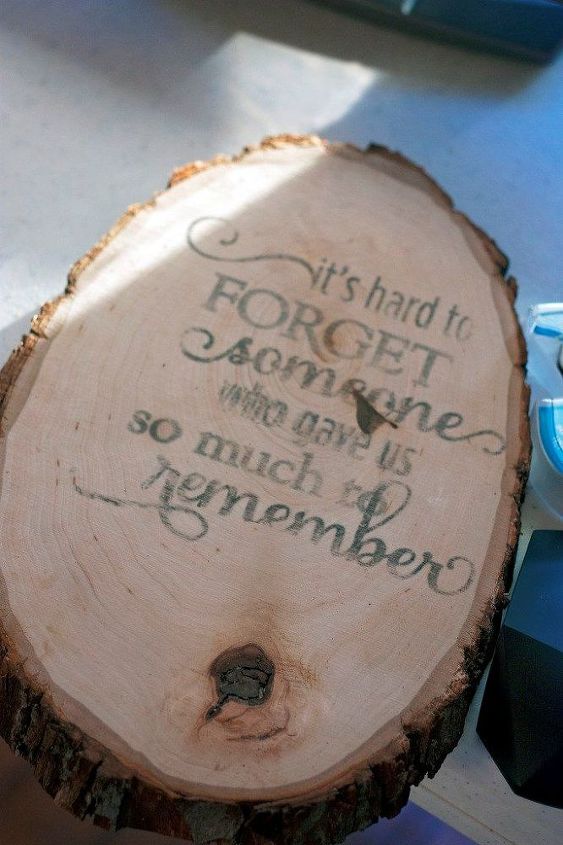diy woodburned tribute plaque for a loved one for beginners, crafts