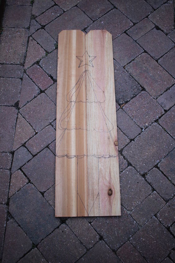 letrero de direccin del rbol de navidad hecho a mano con madera de desecho