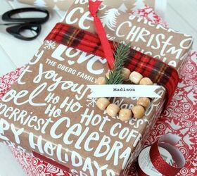 mini wreath gift tags, christmas decorations, crafts, seasonal holiday decor, wreaths