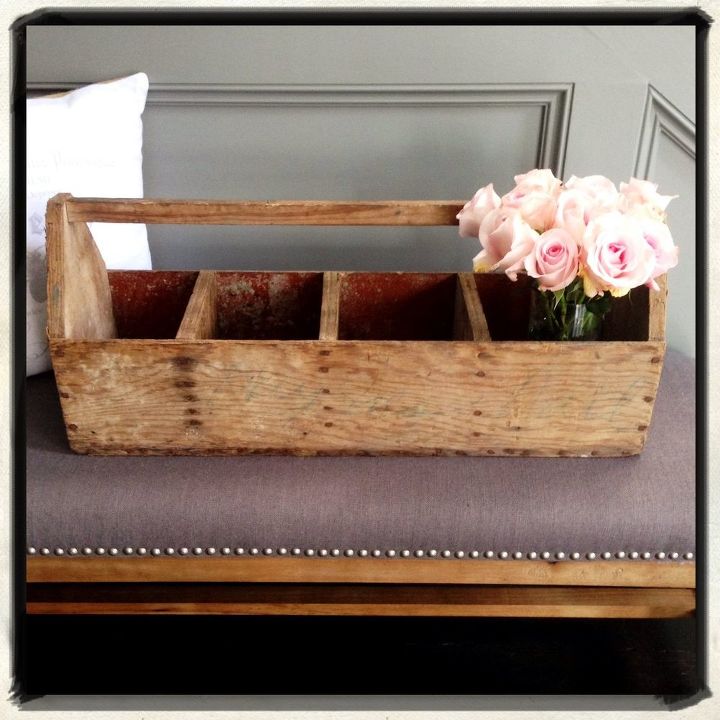 thrifty vintage toolbox christmas centerpiece hometalk christmas plastic storage containers