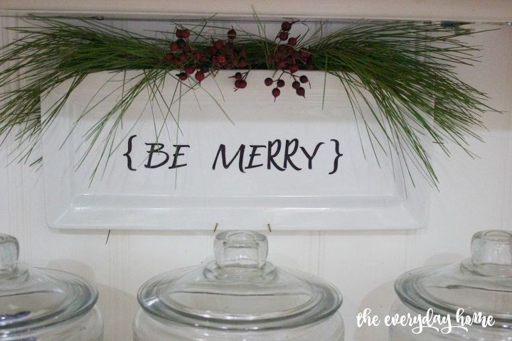 10 minute christmas be merry plate, christmas decorations, crafts, seasonal holiday decor