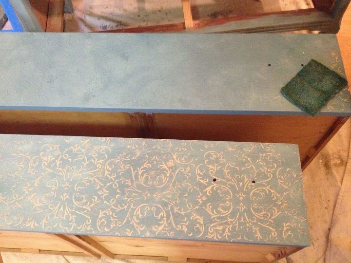 how to use wall spackling a stencil and paint for a glam look, how to, painted furniture, bottom drawer distressed