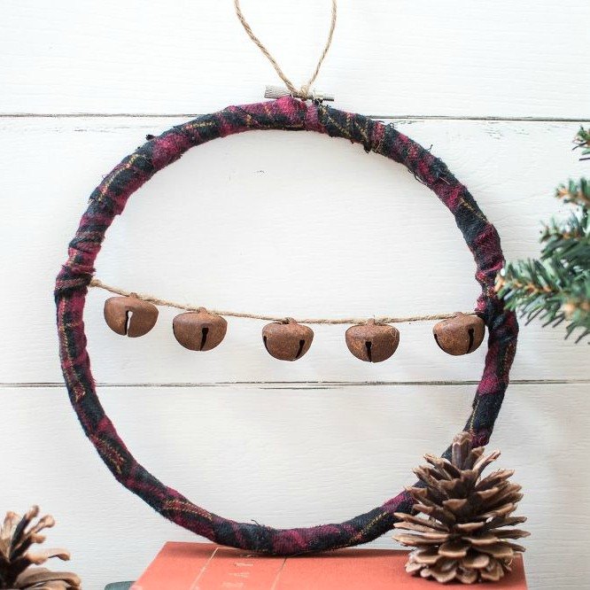 we can tell your holiday decor style from these 8 christmas wreaths, The Cozy Home Dweller