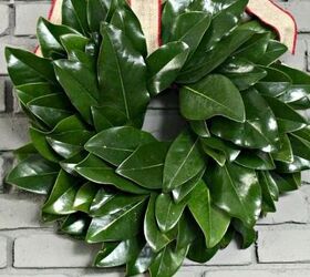 15 minute magnolia leaf tutorial, christmas decorations, crafts, seasonal holiday decor, wreaths