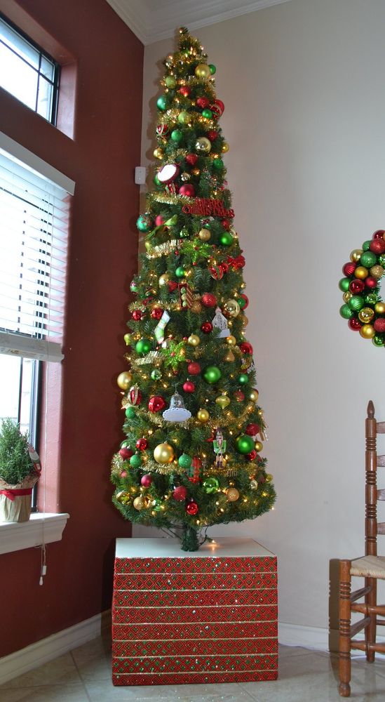 8 Hacks to Make Your Fake Christmas Tree Look Full and Fabulous | Hometalk