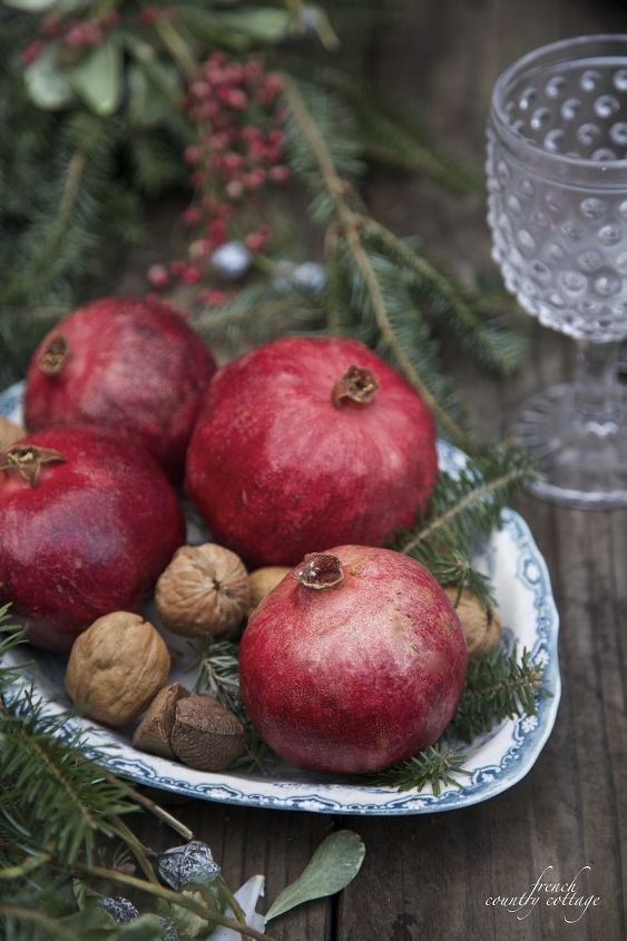 simple christmas using fresh fruit in holiday vignettes, christmas decorations, seasonal holiday decor