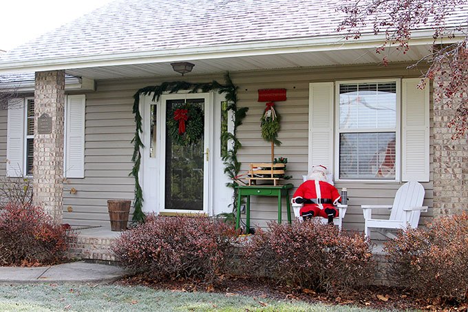 my non traditional traditional christmas porch, christmas decorations, porches, seasonal holiday decor