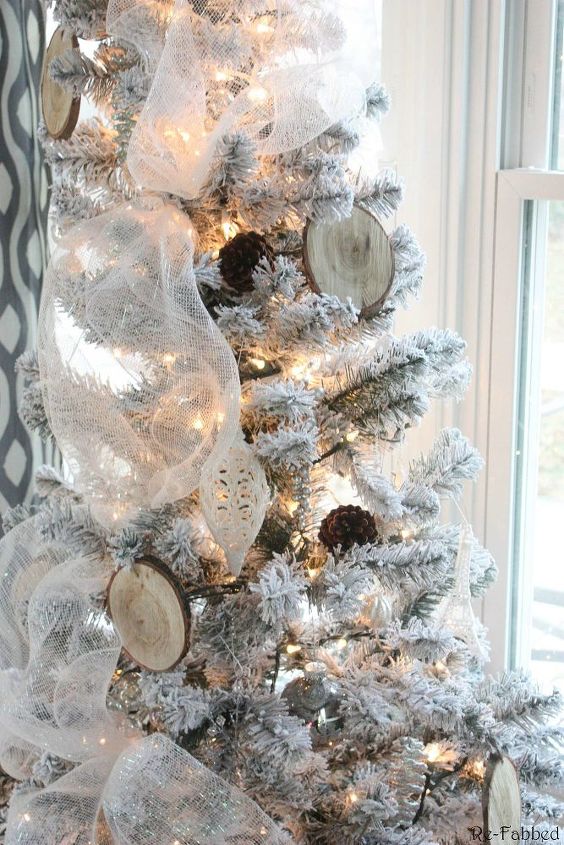 rustic glam office christmas with diy wood slice ornaments, christmas decorations, crafts, seasonal holiday decor