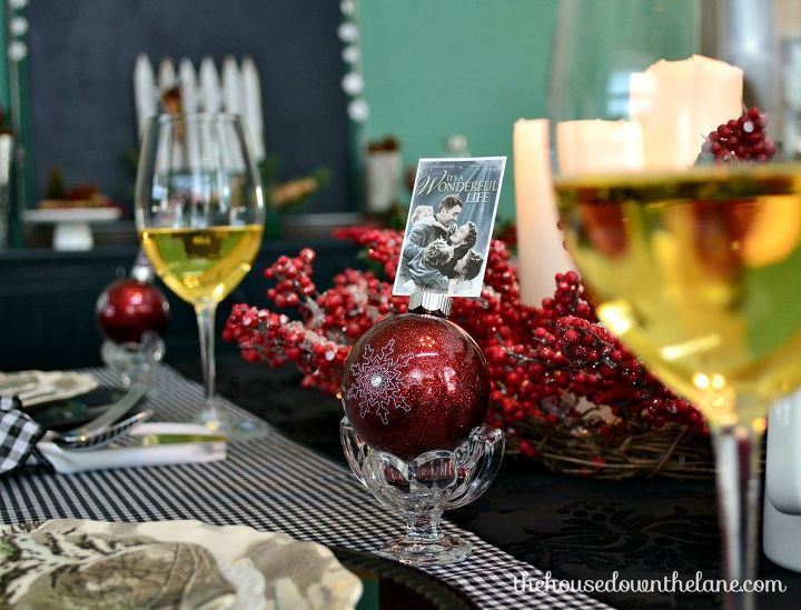 mesa de nochebuena con tarjetas de mesa diy homeforchristmas