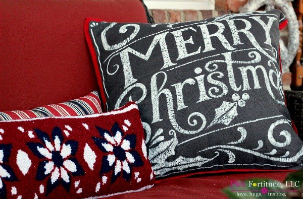 cozy and rustic holiday porch homeforchristmas, christmas decorations, porches, seasonal holiday decor