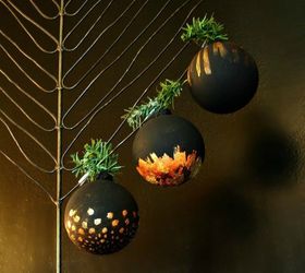s 16 quick crazy cute ornaments for the busy holiday decorator, christmas decorations, seasonal holiday decor, Warm Metallic Ball Ornaments