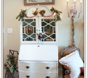 farmhouse vintage christmas decorations, christmas decorations, home decor, seasonal holiday decor