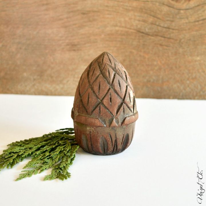 a pinecone christmas diy ornaments homeforchristmas christmas decorations crafts how to seasonal - Pinecone Christmas Crafts a pinecone christmas diy ornaments homeforchristmas christmas decorations crafts how to seasonal - Pinecone Christmas Crafts