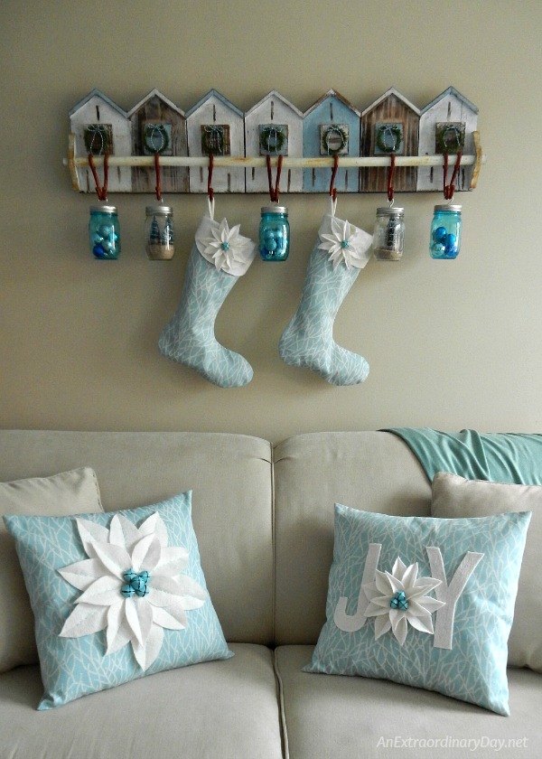 coastal christmas decor easy no measure poinsettia pillow tutorial christmas decorations crafts reupholster - Coastal Christmas Decor coastal christmas decor easy no measure poinsettia pillow tutorial christmas decorations crafts reupholster - Coastal Christmas Decor