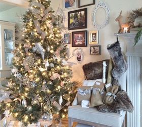 home for christmas from farmhouse chic blog, christmas decorations, home decor, seasonal holiday decor