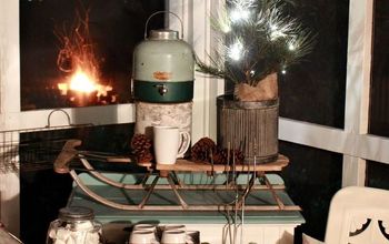 An Outdoor S'more & Hot Cocoa Station Inspired by a Vintage Cooler