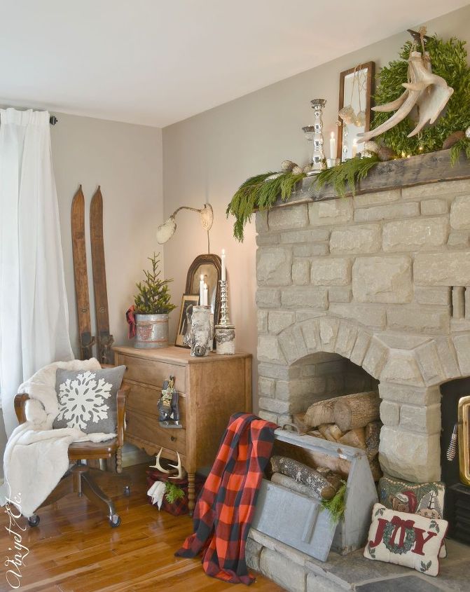 rustic farmhouse christmas mantel home for the holidays, christmas decorations, fireplaces mantels, home decor, seasonal holiday decor