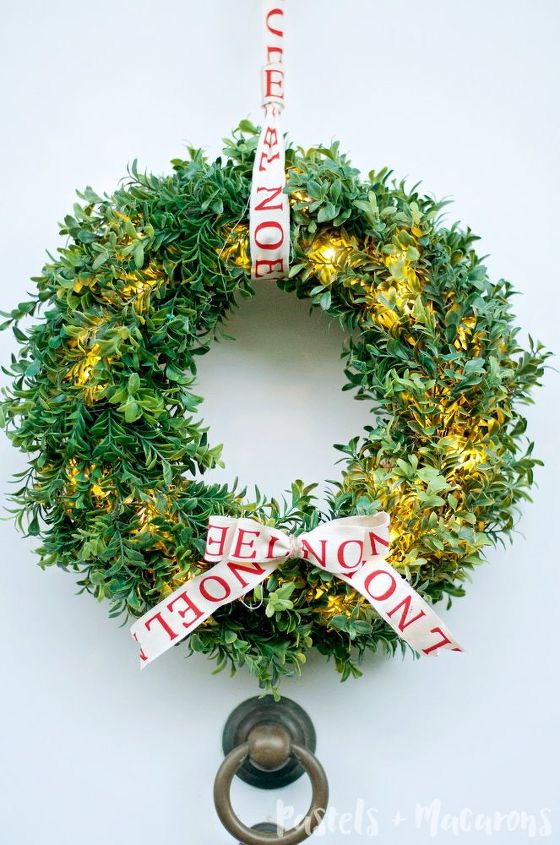 diy faux christmas boxwood wreath that lights up, christmas decorations, crafts, seasonal holiday decor, wreaths