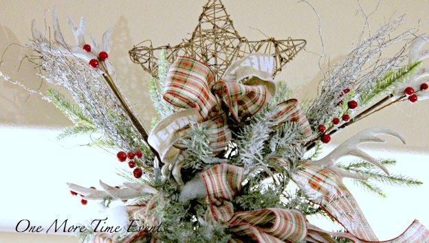 christmas tree with pallet tree skirt rustic plaid christmas decorations pallet seasonal holiday - Rustic Plaid Christmas Decor christmas tree with pallet tree skirt rustic plaid christmas decorations pallet seasonal holiday - Rustic Plaid Christmas Decor