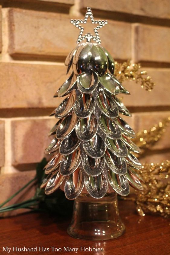 christmas spoon trees, christmas decorations, crafts, repurposing upcycling, seasonal holiday decor