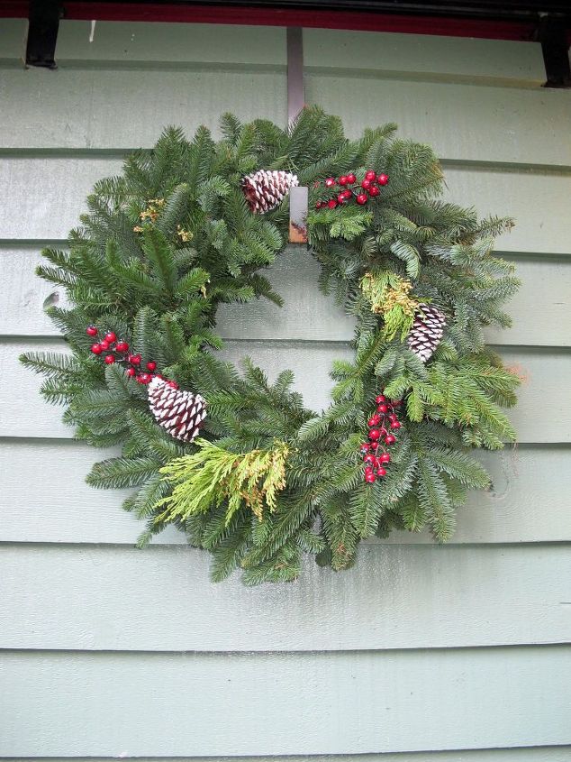 christmas decorating outdoors, christmas decorations, container gardening, gardening, seasonal holiday decor