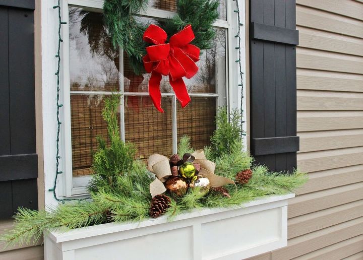 easiest christmas window box idea ever, christmas decorations, crafts, seasonal holiday decor