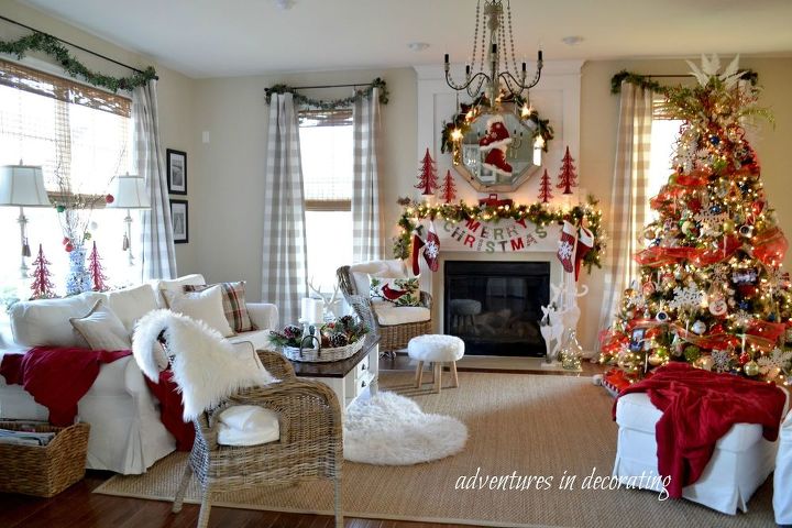 christmas great room, christmas decorations, home decor, seasonal holiday decor