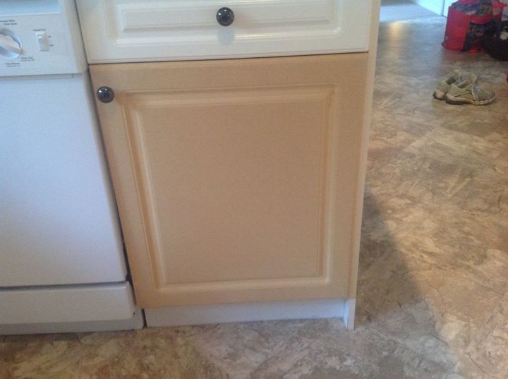 Vulcanized Kitchen Cupboard Skins Are Loosening Hometalk Q Vulcanized Kitchen Cupboard Skins Loosening Painting Cabinets The Skin Removed Easily