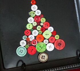 How to Turn a Dollar Store Tray Into an Adorable Christmas Decoration