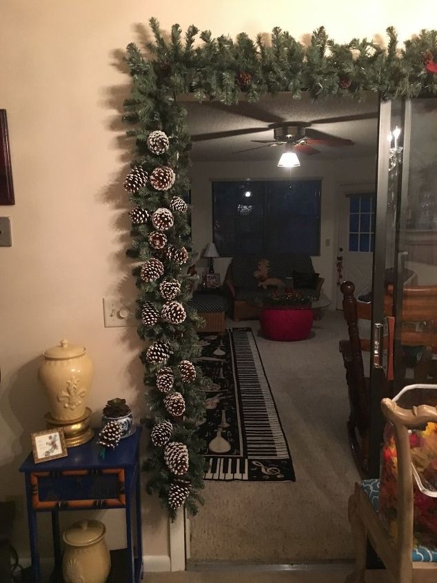 holidaydecor pine cone garland, christmas decorations, seasonal holiday decor, wall decor