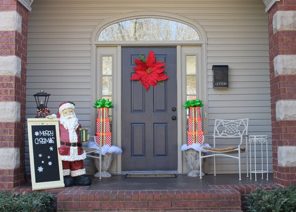front porch winter decor, christmas decorations, porches, seasonal holiday decor