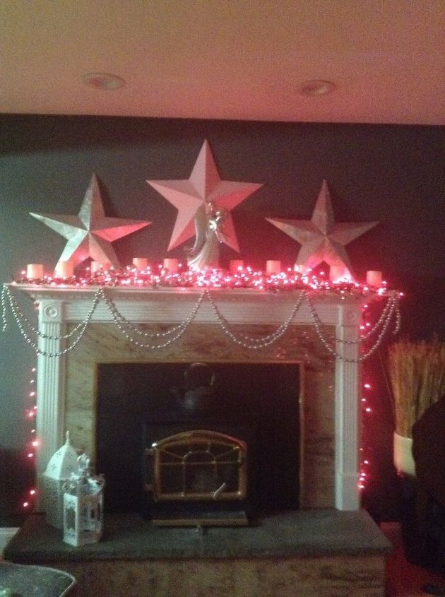 christmas decorate fireplace mantel budget, christmas decorations, fireplaces mantels, seasonal holiday decor
