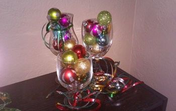 Wine Glass Christmas Decor