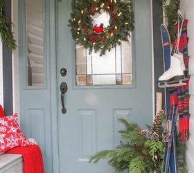 s you haven t seen christmas til you ve seen these 14 breathtaking homes, christmas decorations, seasonal holiday decor, Vintage Winter Charm