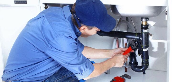 the best guide to choosing a plumber, plumbing