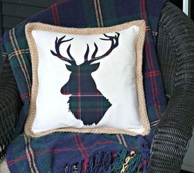 s 23 easy christmas ideas for the last minute, christmas decorations, seasonal holiday decor, Put plaid reindeer on pillows