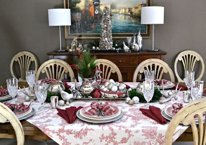 s 23 easy christmas ideas for the last minute, christmas decorations, seasonal holiday decor, Mix styles for your tablescape