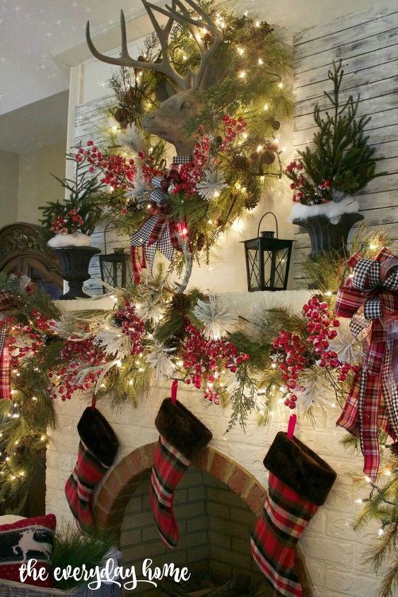 s 23 easy christmas ideas for the last minute, christmas decorations, seasonal holiday decor, Use scraps of plaid and tartan fabric