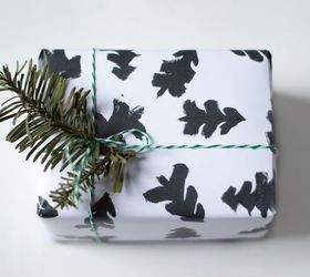 modern christmas wrapping paper free printable, christmas decorations, seasonal holiday decor