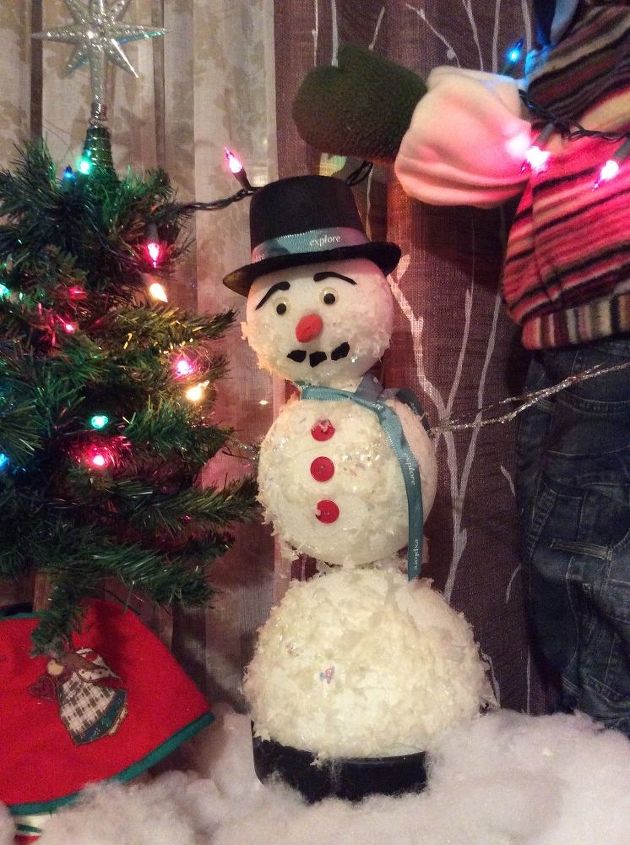 boneco de neve e showgirl de natal