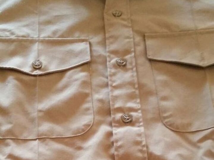 q how to make a pillow using a dress shirt, repurpose household items, repurposing upcycling