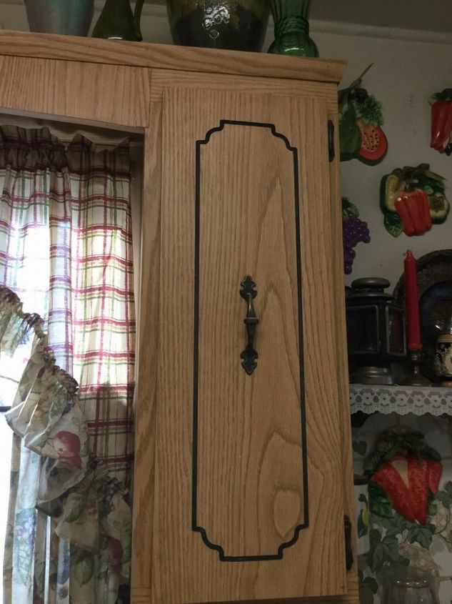 q revestimiento de armarios de cocina y mostradores de mica, Armario superior lado derecho de la ventana