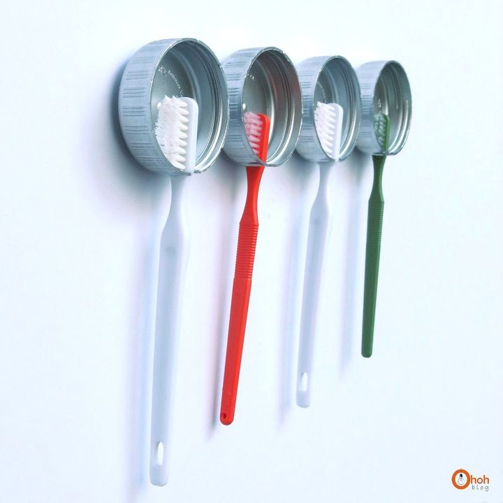 17 maneiras brilhantes de organizar todas as bancadas da sua casa, suporte para escova de dentes DIY