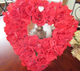 q valentine wreath does it need a ribbon, crafts, seasonal holiday decor, valentines day ideas, wreaths