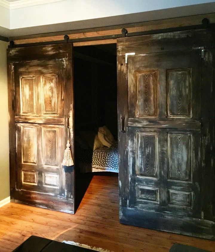 barn doors for a nice rustic decor, bedroom ideas, doors, painting, rustic furniture