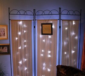 twinkle lights room divider makeover, living room ideas