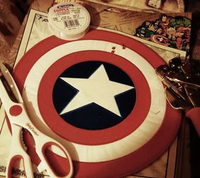 captain america wreath, crafts, wreaths, Adding the Captain America Patch