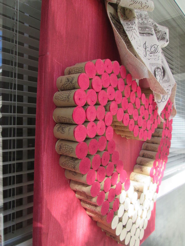 why not make wine corks into art, crafts, home decor, outdoor living, repurposing upcycling, seasonal holiday decor