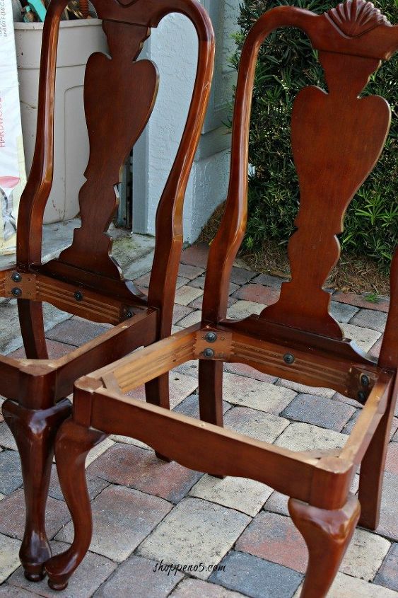 diylikeaboss curbside chairs remade into a bench, chalk paint, painted furniture, repurposing upcycling, woodworking projects