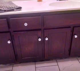 vanity makeover on a low budget, painted furniture